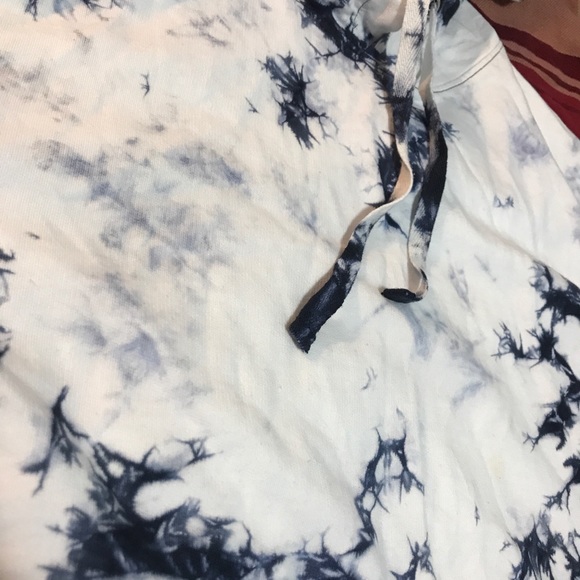 Summer Tie Dye Short Sleeve Hoodie - Picture 4 of 4